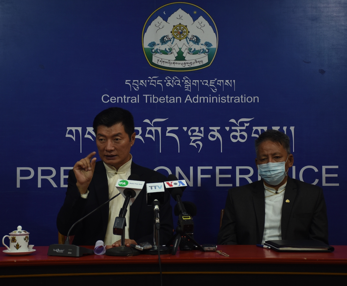 CTA President Lobsang Sangay (L) and Finance Minister Karma Yeshi (R) during the press briefing on August 19, 2020 (Phayul Photo- Kunsang Gashon)