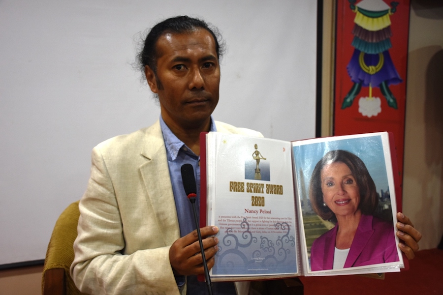 Award founder and Director Lobsang Wangyal at the press conference in McLeod Ganj on Nov. 25, 2020 (Phayul Photo-Kunsang Gashon)