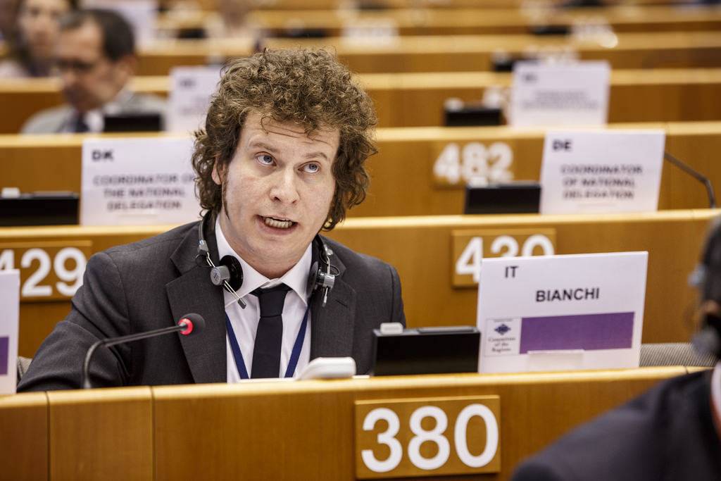 Italian MP Matteo Luigi Bianchi (Dettaglio News)